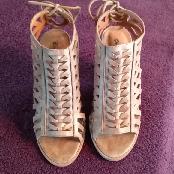 🤩HP🤩 Boho Chunky heel Qupid open toe sandal shoes size 6, 7 or 8 available - Picture 3 of 14